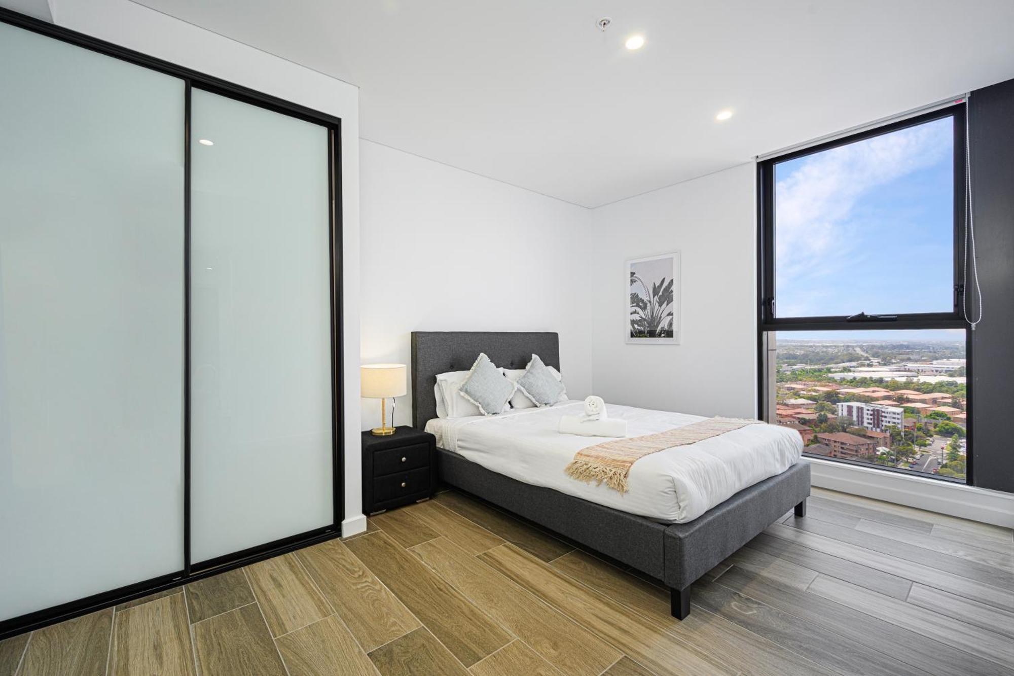 Liverpool Brand New 2 Bedroom Apt View & Parking 외부 사진